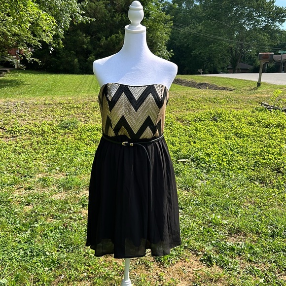 Takara Strapless Sequin Cocktail Dress - Picture 2 of 6